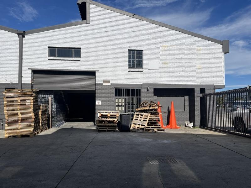 To Let Commercial Property for Rent in Montague Gardens Western Cape
